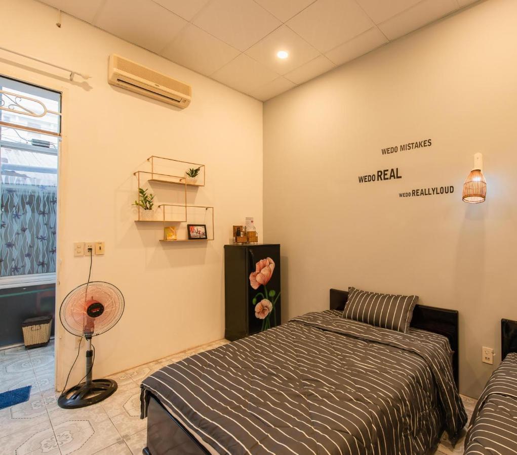 V3 Hostel Нячанг Экстерьер фото