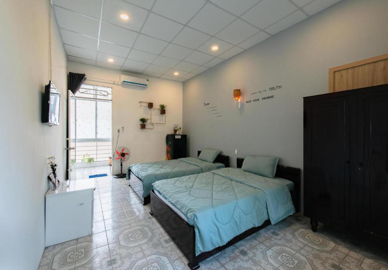 V3 Hostel Нячанг Экстерьер фото